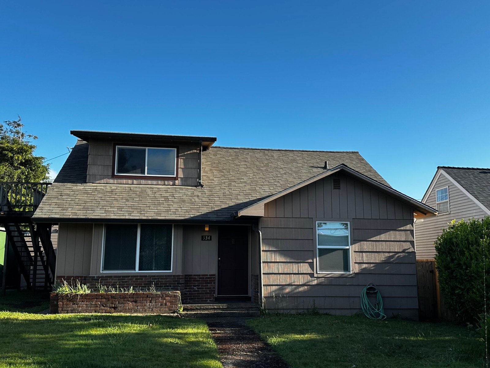 Completed roof, Oregon home